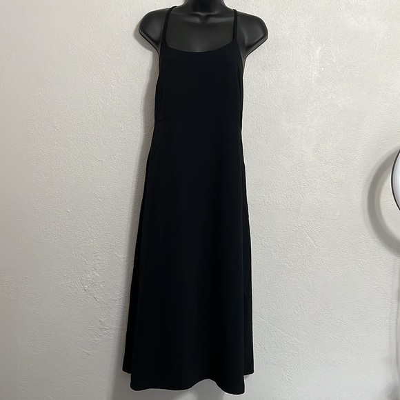 Women’s Everlane The Japanese GoWeave Cross-Back Slip Dress Black - Picture 5 of 15